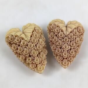 Vtg Celluloid Floral Heart Dress Clips Cream Beige Carved 1930s-50s Flowers